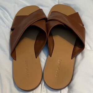 Everlane Women's Tan Cross-Strap Sandals
